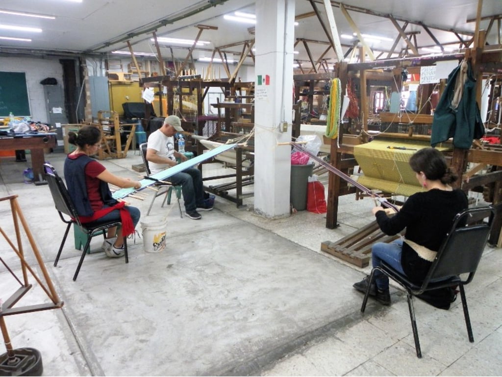 Escuela de Artesanías celebra 40 años