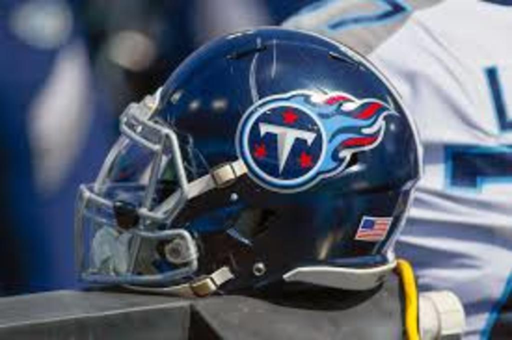 NFL multa con más de 300 mil dólares a Titans por brote de COVID-19