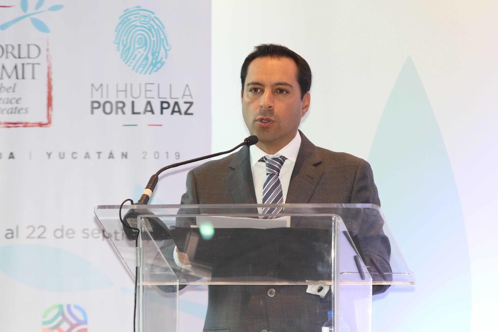 Mauricio Vila, gobernador panista de Yucatán, da positivo a COVID-19