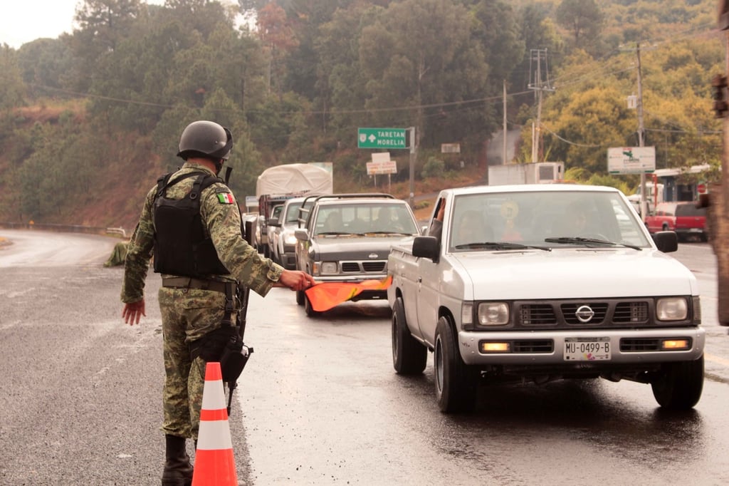 Sicarios matan a 7 en Michoacán