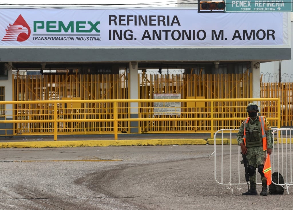 Pemex pierde 243% más en 2020