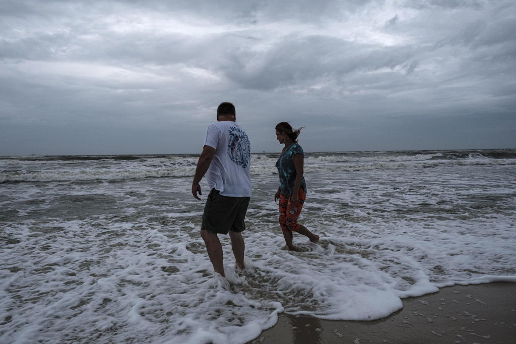 'Zeta' se degrada a ciclón post-tropical tras dejar 5 muertos en Luisiana