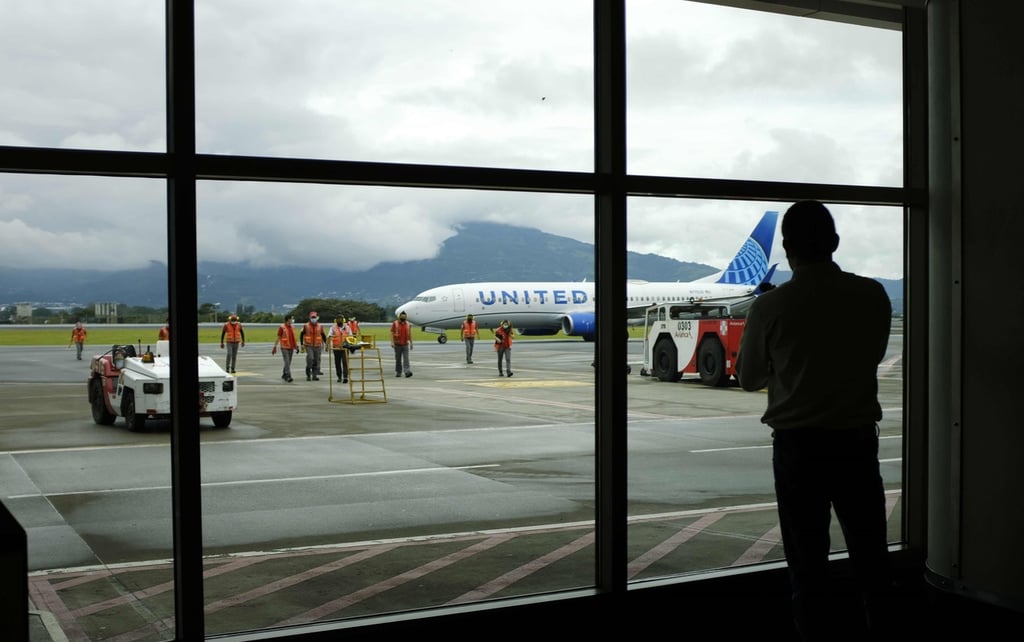 Costa Rica abre por completo la frontera aérea