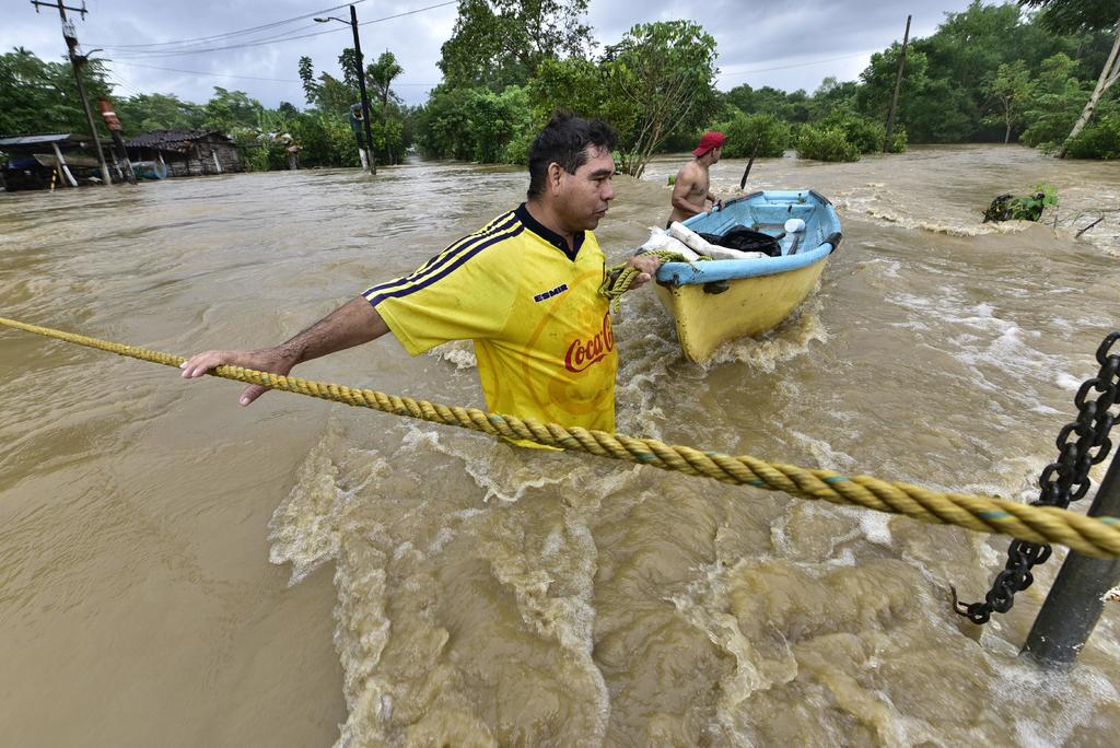 Crece a 21 el número de fallecidos tras lluvias en Tabasco y Chiapas