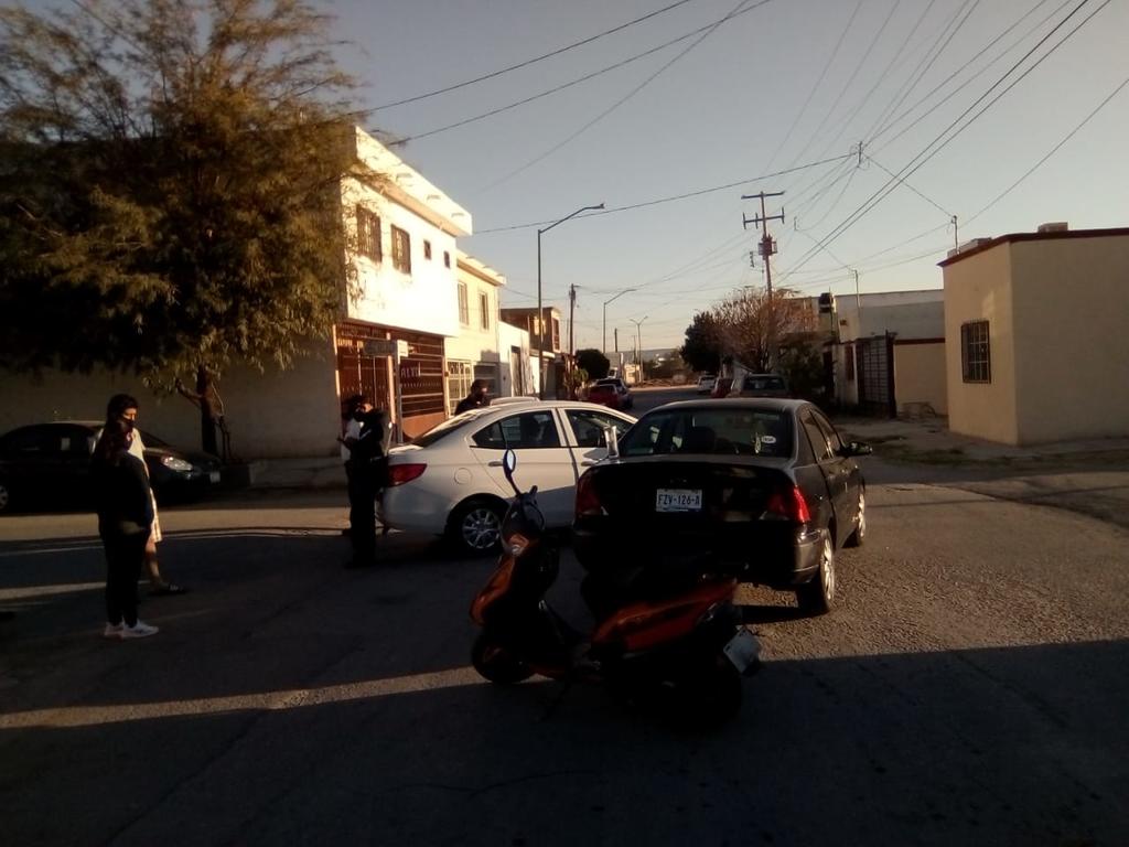 Choque en Torreón deja daños por 35 mil pesos