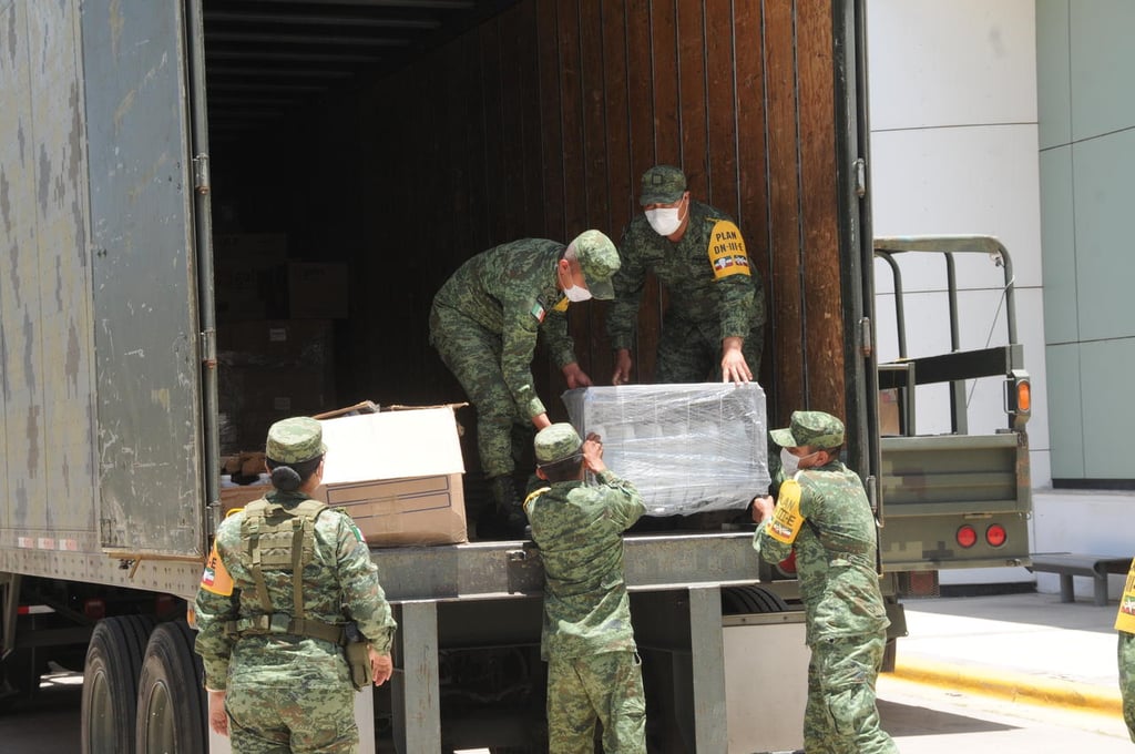 Ejército entrega equipo y material médico a hospitales de Durango