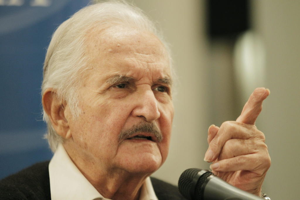 1928: Nace Carlos Fuentes, célebre escritor, intelectual y diplomático mexicano