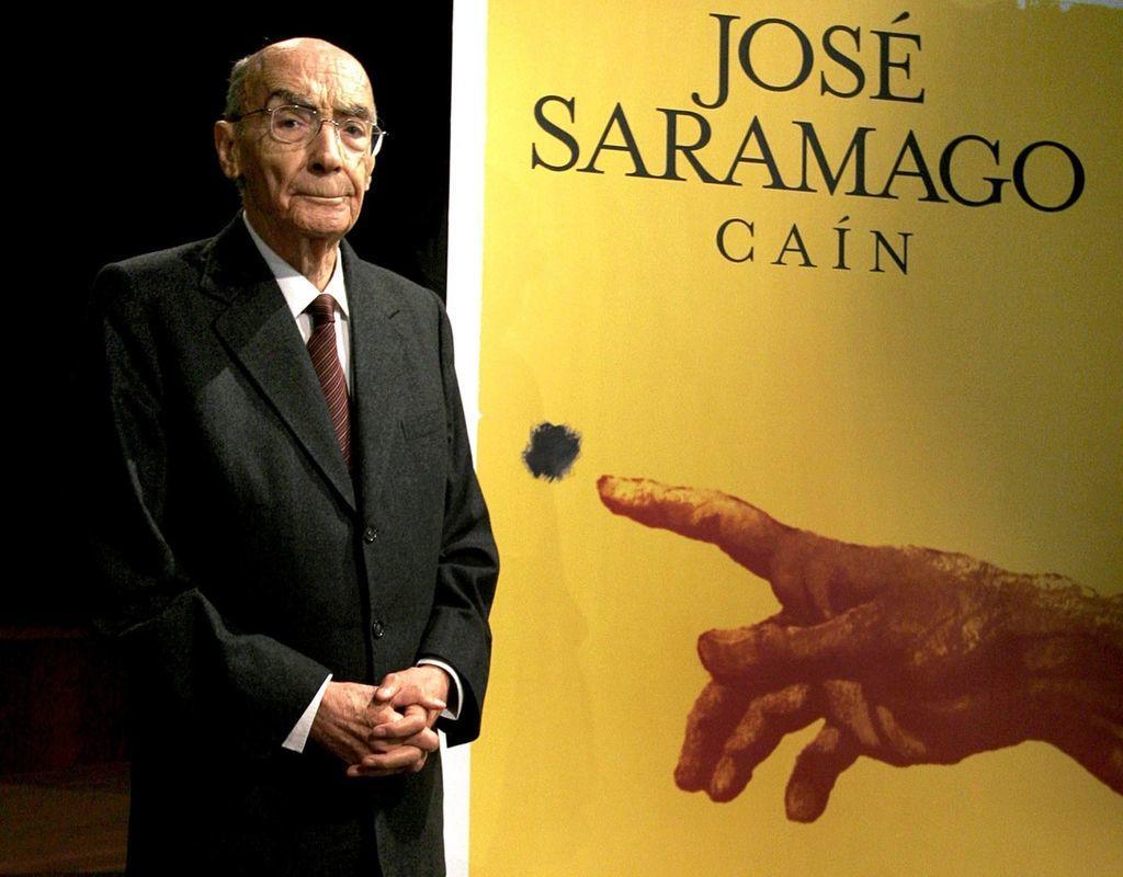 1922: Nace José Saramago, escritor y novelista ganador de múltiples reconocimientos