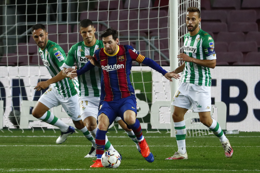 Messi anota dos en paliza del Barcelona