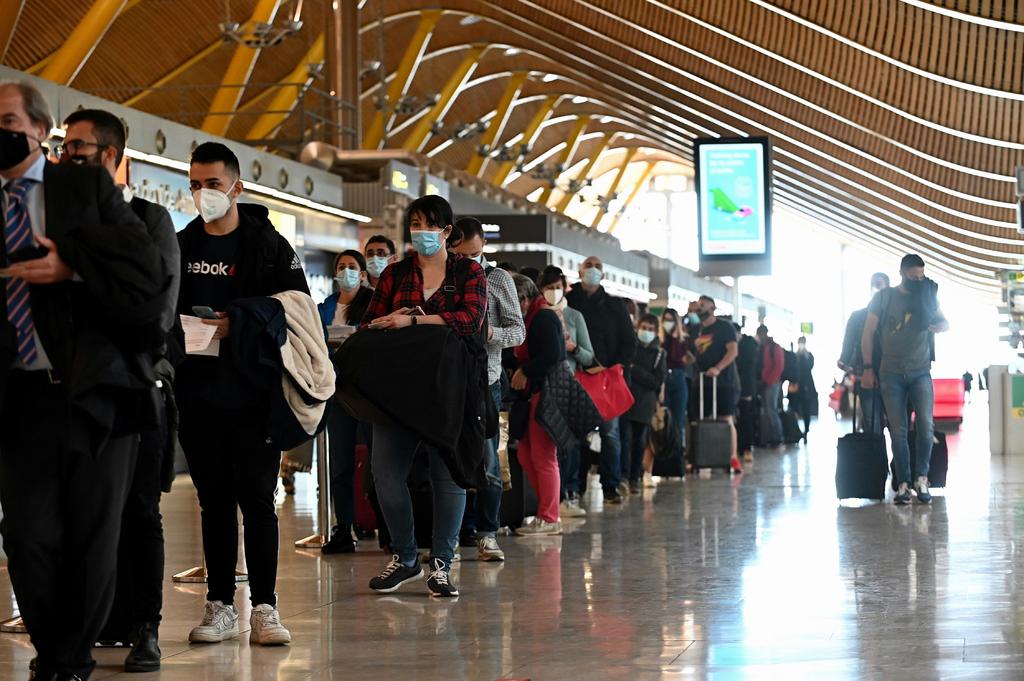 Exigirá España una prueba negativa de COVID-19 a viajeros de países de riesgo
