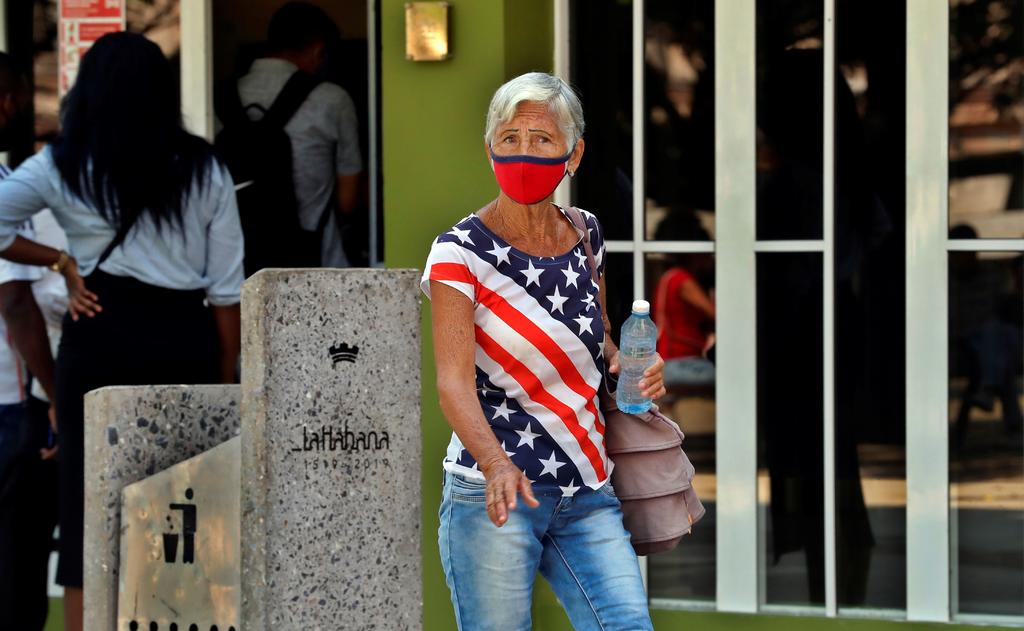 Reporta Cuba otros 54 positivos de COVID-19; entre ellos 10 turistas