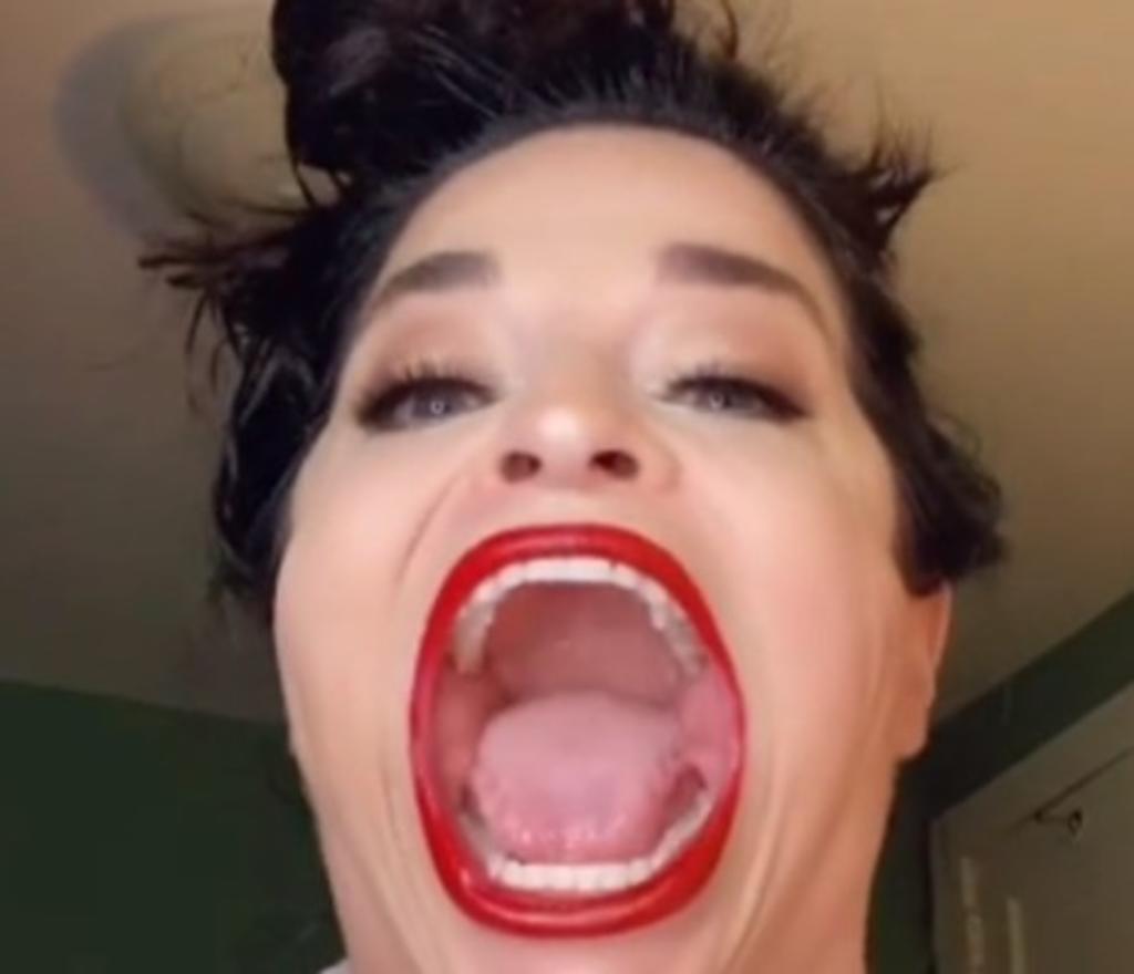 Tiktoker triunfa en la app por tener 'la boca más grande del mundo'