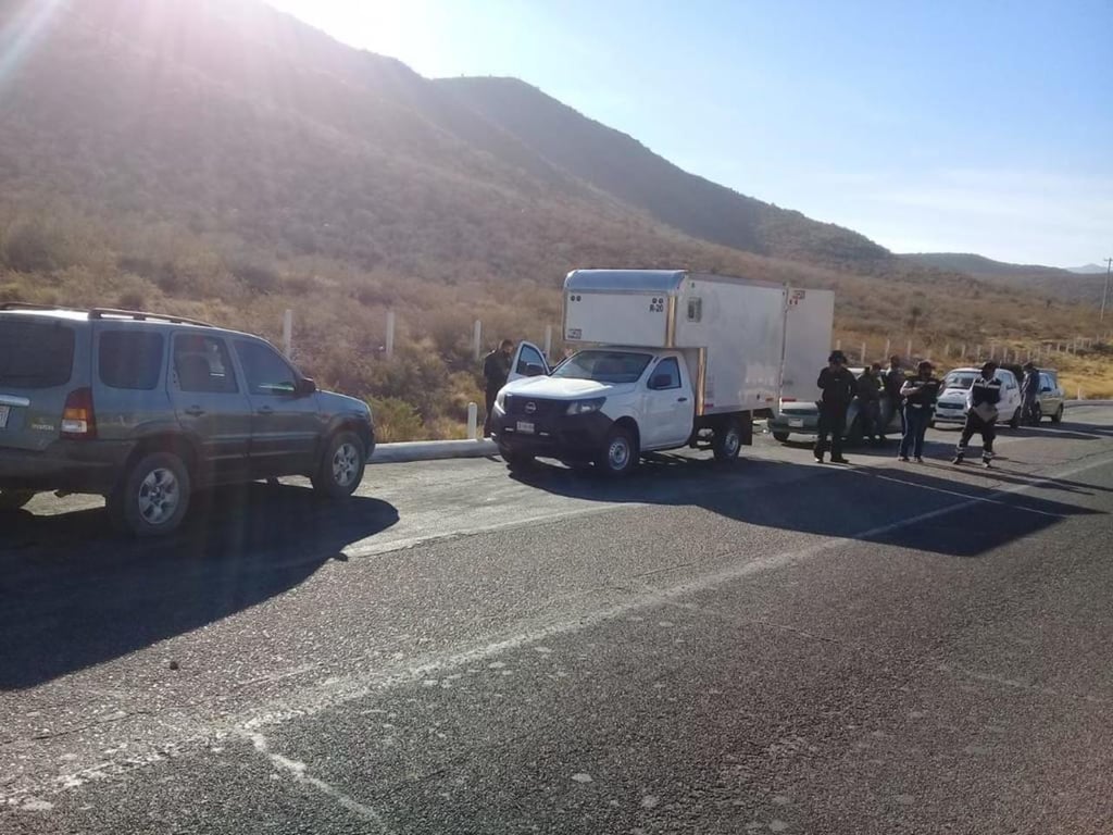 Conductor murió en autopista Durango-Gómez Palacio