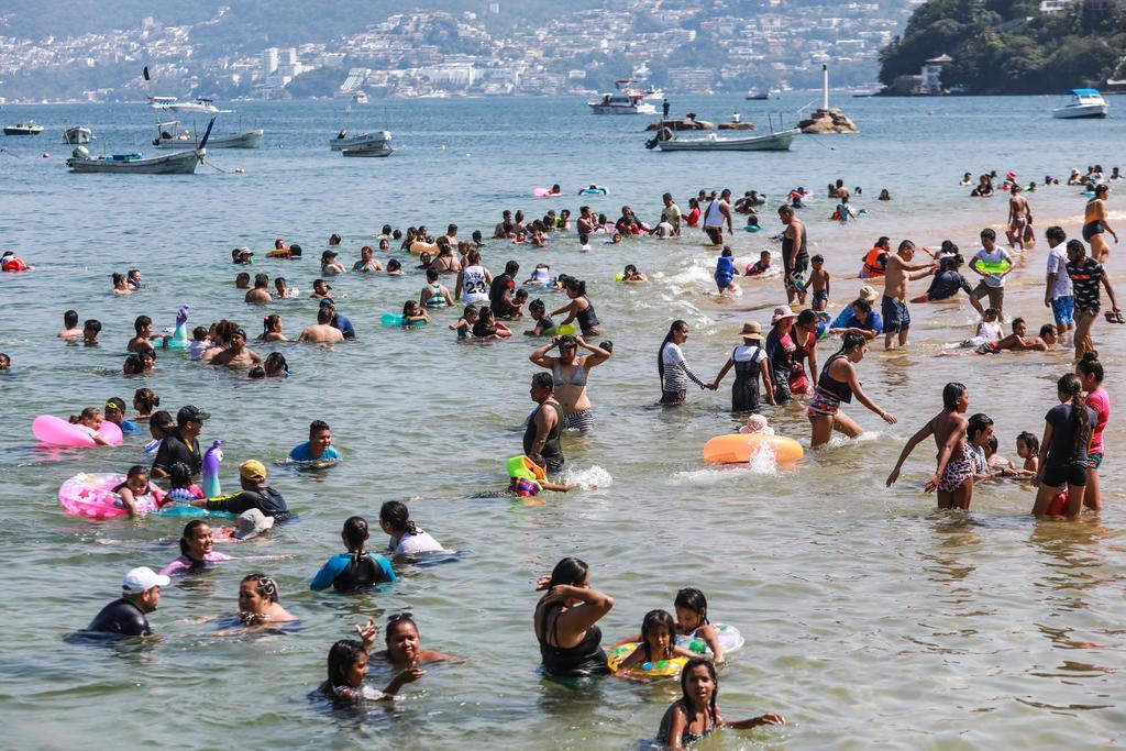 Acapulco registra límite de ocupación hotelera por el 'puente'