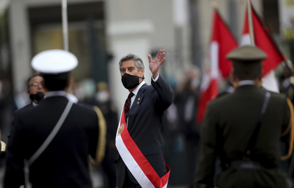 Sagasti, tercer presidente de Perú en una semana