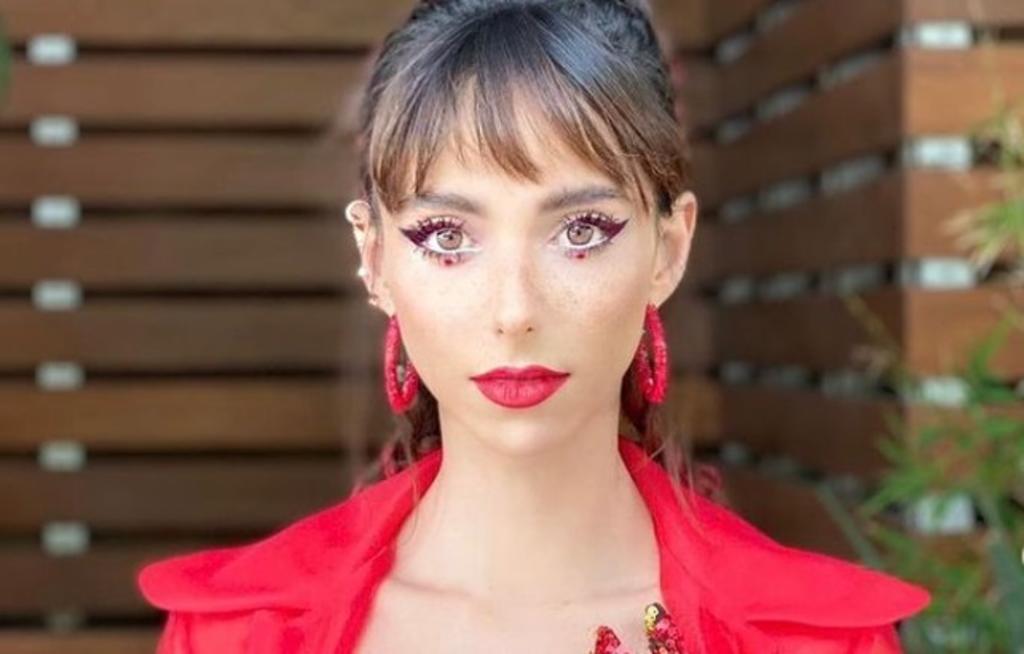 Natalia Téllez luce bikini de 'animal print' y 'enamora' a la red