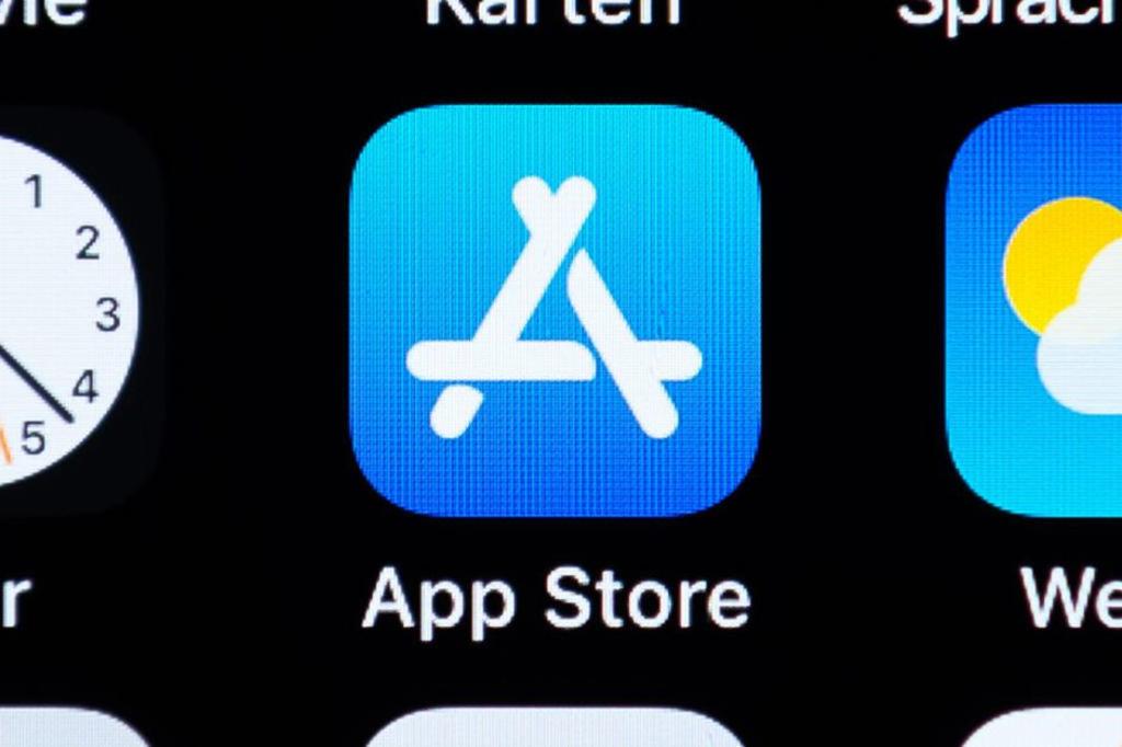Baja Apple al 15 % la comisión de la App Store para desarrolladores pequeños