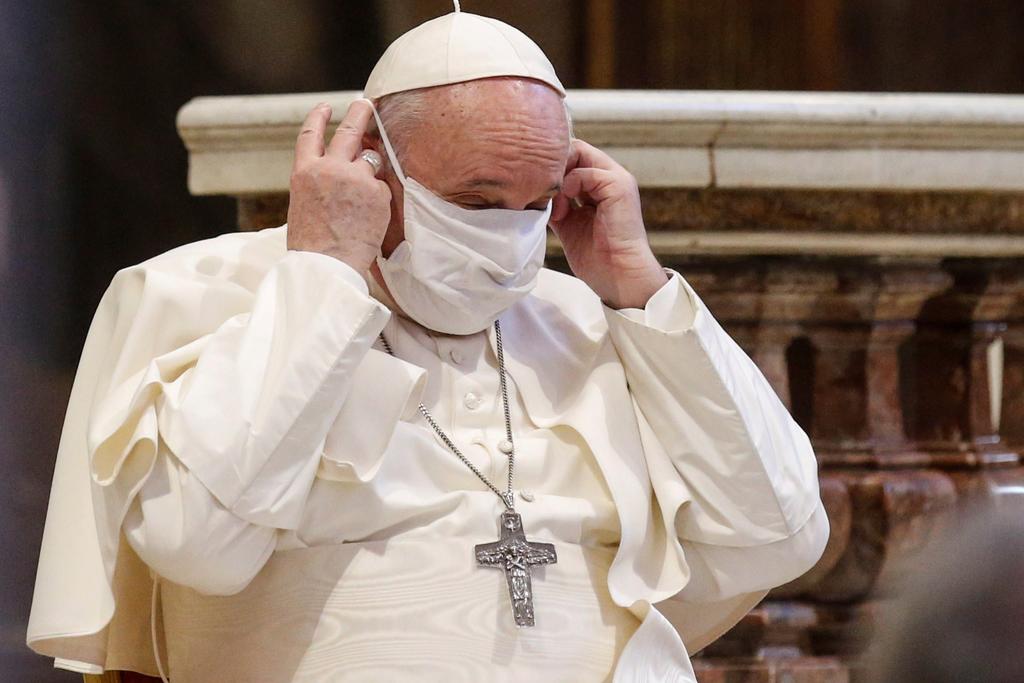 Papa Francisco pide no caer en la fiebre consumista tras la pandemia
