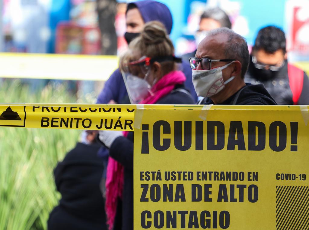 Pese a cifras, población en México muestra escepticismo a COVID