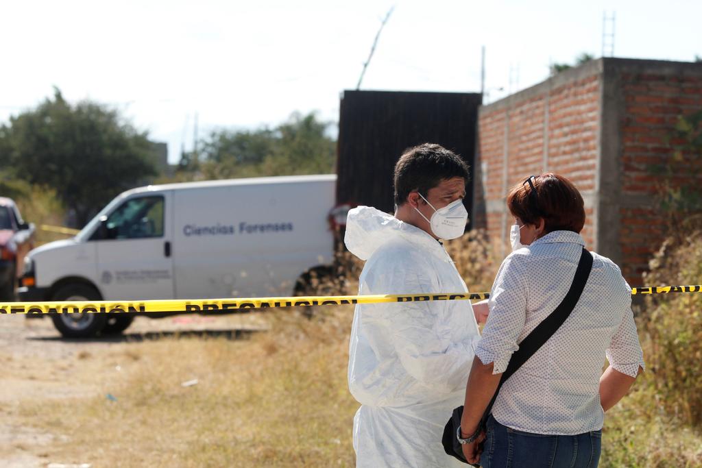 Rescatan restos de 115 personas de fosas clandestinas en Jalisco
