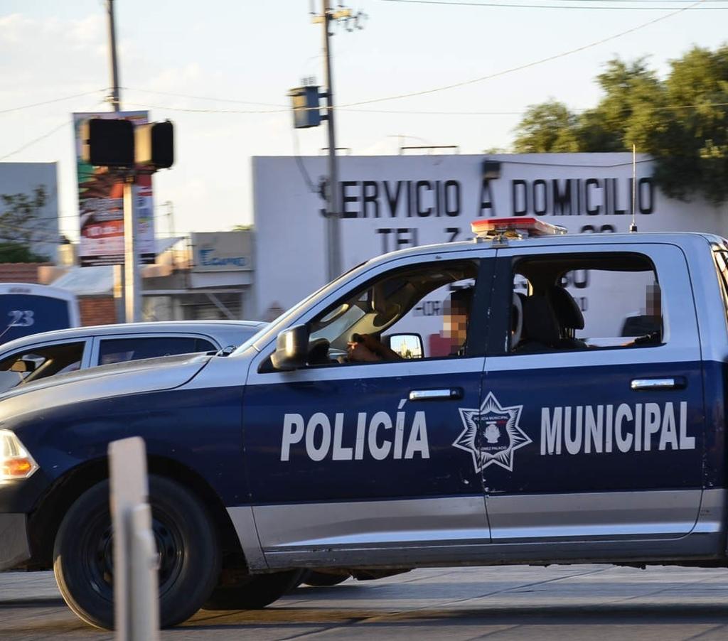 Sujetos armados asaltan negocio en Gómez Palacio