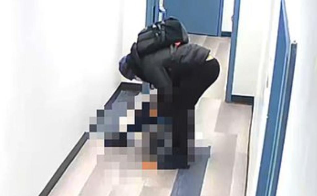 Hombre intenta abusar de adolescente en el pasillo de un consultorio