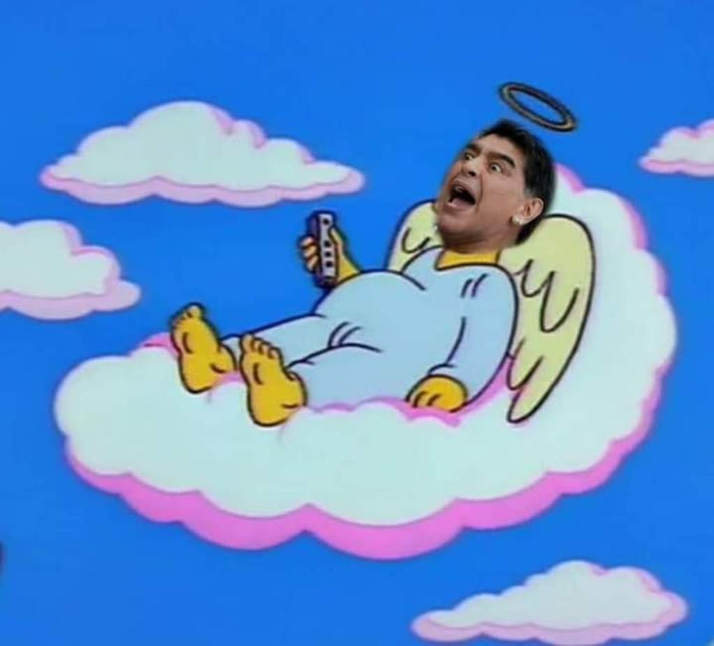 Despiden a Diego Armando Maradona con memes en redes sociales