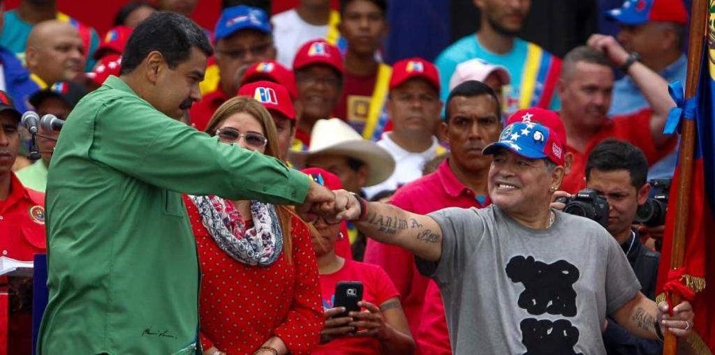 Nicolás Maduro despide a su 'hermano' Diego Armando Maradona