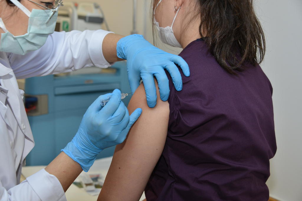 Reafirman España y China que la vacuna contra COVID-19 sea un bien público