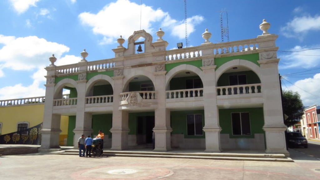 Canatlán contemplaba multa por vender alcohol a mujeres; alcaldesa señala que fue un error