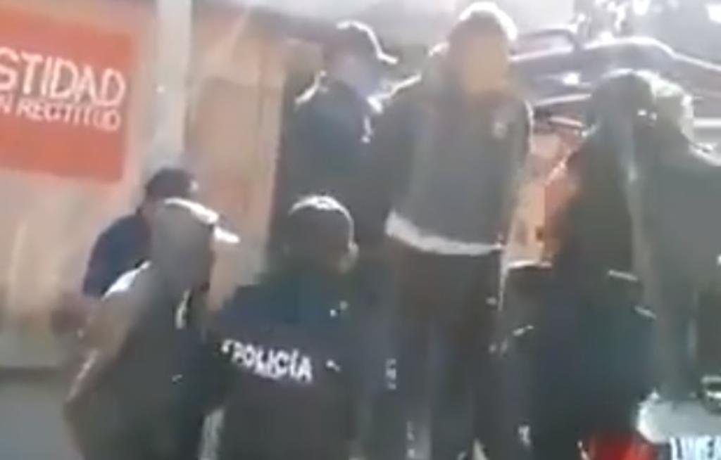 VIDEO: Detienen en Oaxaca a transeúntes que no portan cubrebocas