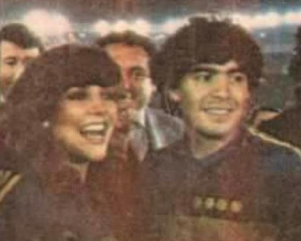 Verónica Castro confiesa su amor por Diego Armando Maradona