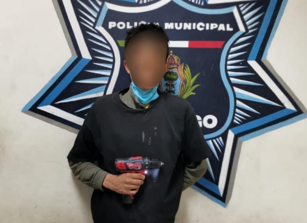 Llevaba de 'gane' un taladro de una tienda de empeño