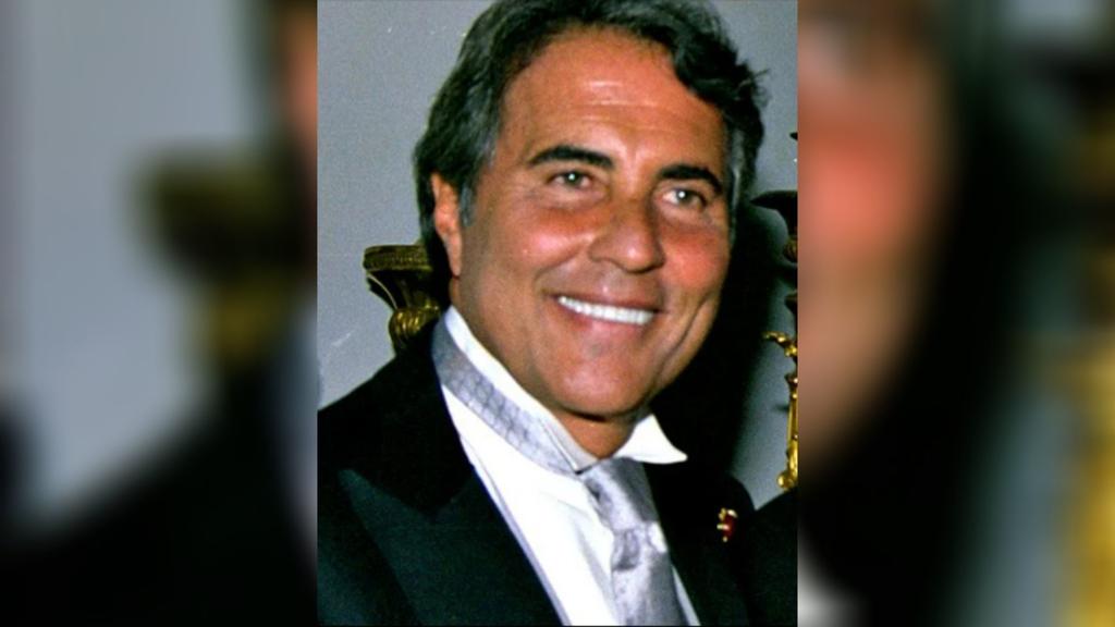 Las veces que Jaime Camil Garza ayudó a Luis Miguel, José José y U2