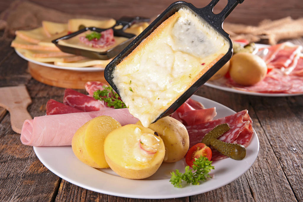 La Raclette, un paraíso para los amantes del queso al estilo suizo