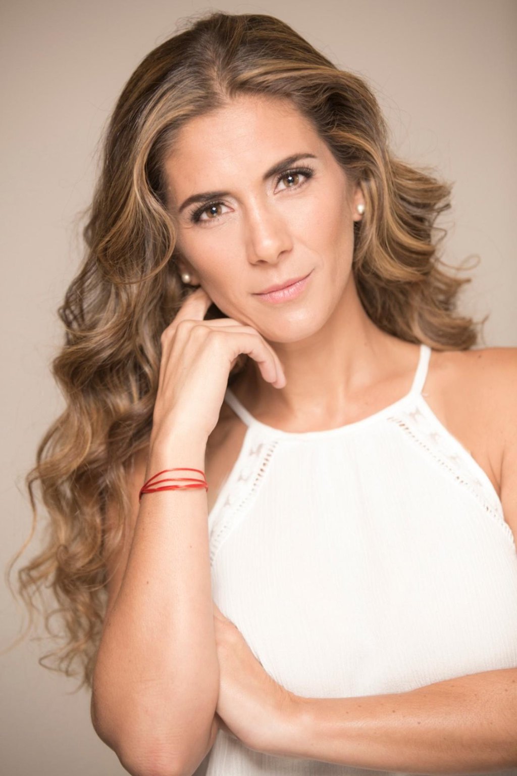 Vanessa Acosta: 'estoy feliz de regresar a televisión'