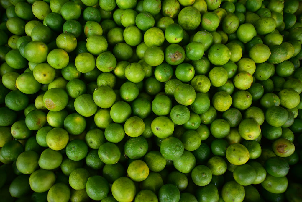 ¿Cómo preparar una limonada saludable?