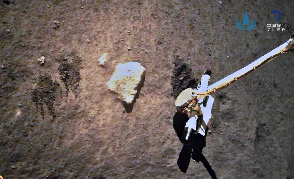 Sonda china Chang'e 5 emprende su regreso a la Tierra con muestras lunares