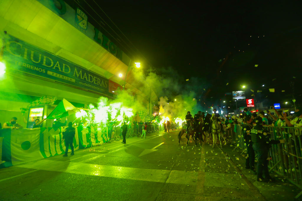 León tiene recibimiento masivo previo a final de Liga MX
