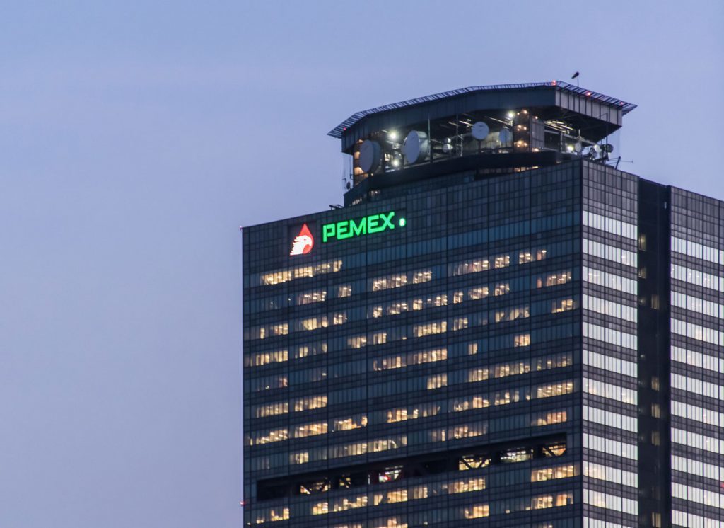 Generan más combustóleo que gasolina