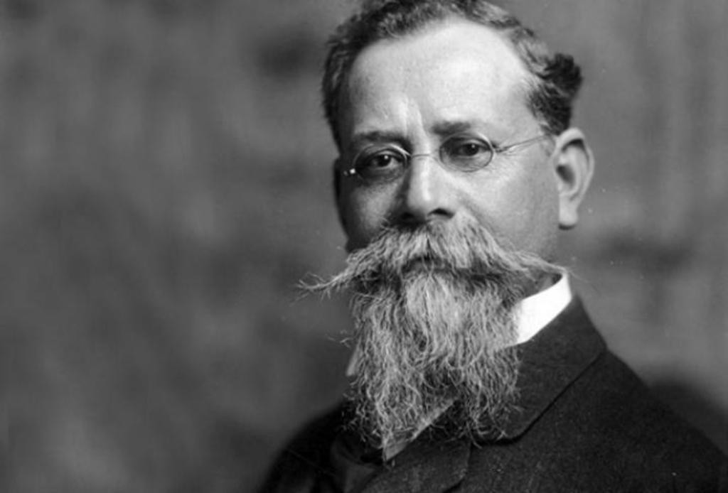 1859: Nace Venustiano Carranza, reconocido líder revolucionario mexicano