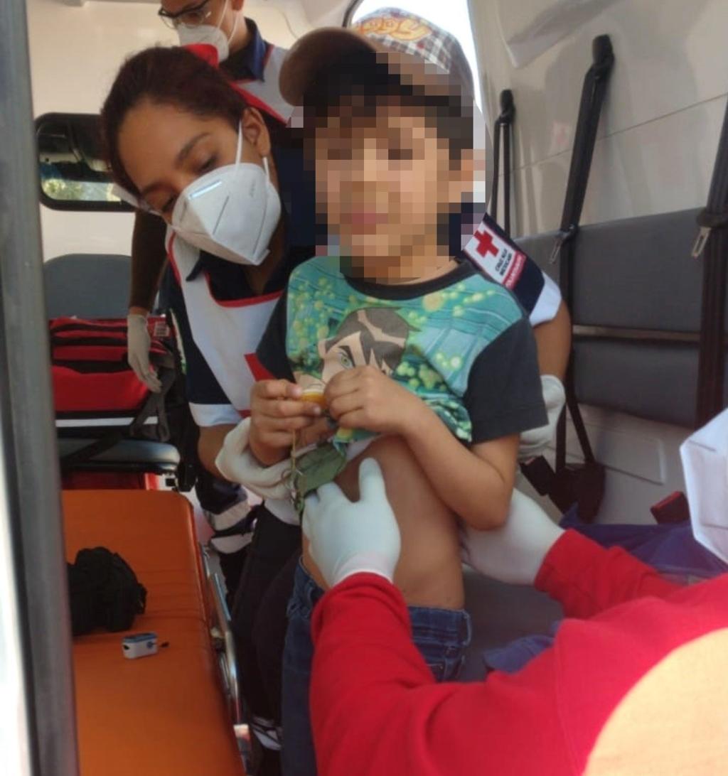 Motociclista arrolla a niño de seis años en Lerdo