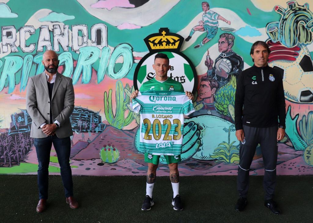 Brian Lozano renueva con Santos Laguna