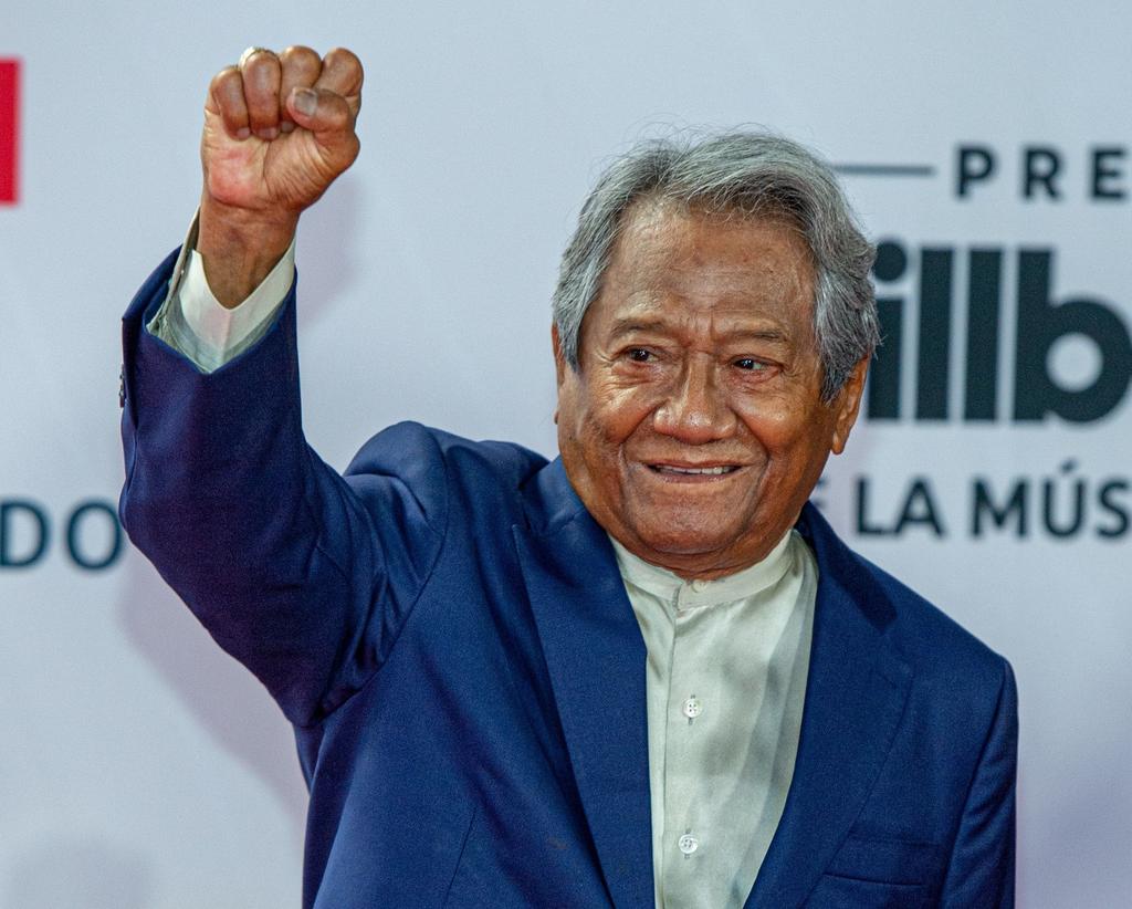 Las cinco baladas más icónicas de Armando Manzanero