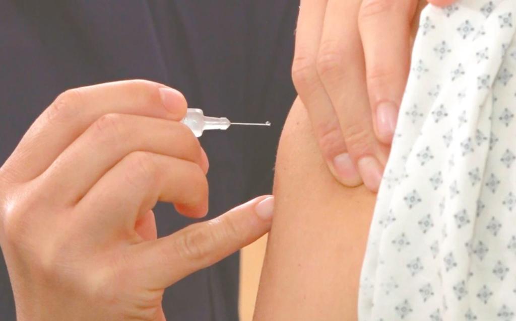 No se vale cambiar vacunas por votos: PAN a AMLO