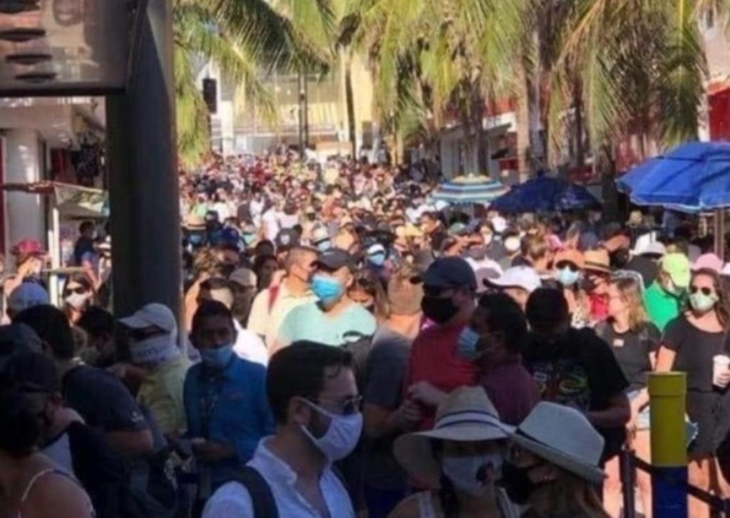 'Se olvidan de la pandemia' por fiestas en Playa del Carmen