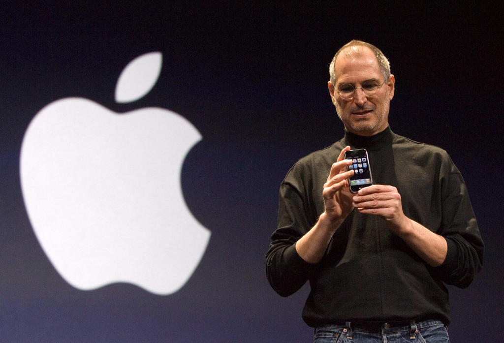 2007: Aparición del iPhone, el teléfono que revolucionó al mercado
