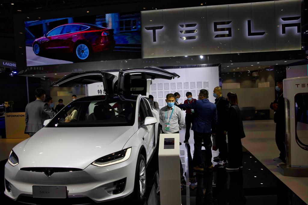 Produjo Tesla más de 500 mil autos en 2020