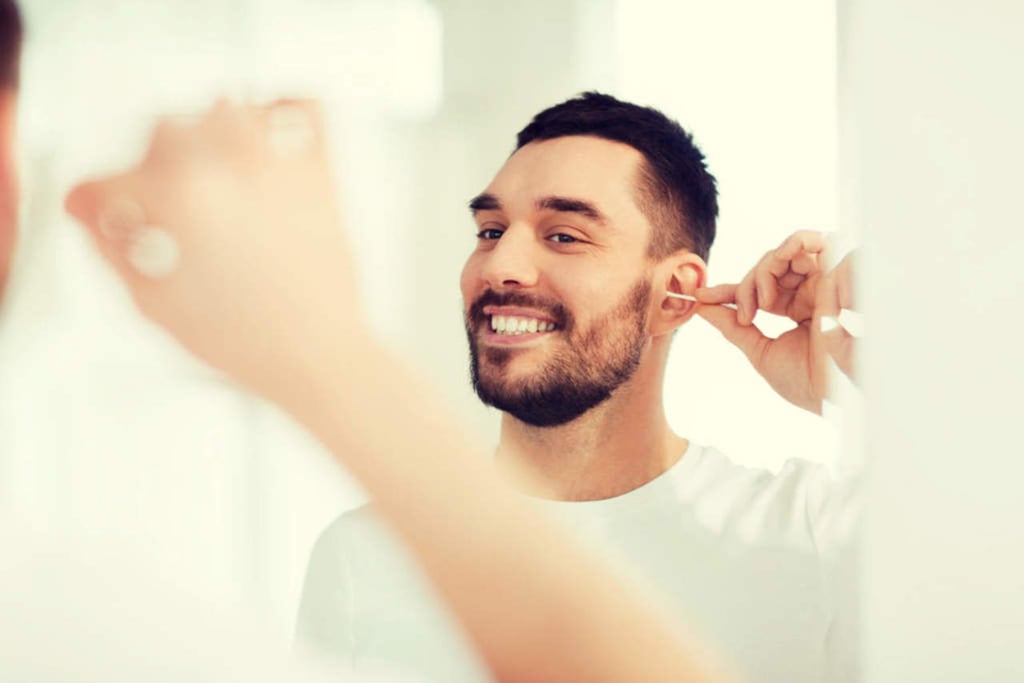 ¿Sabes limpiar tus oídos de manera correcta?