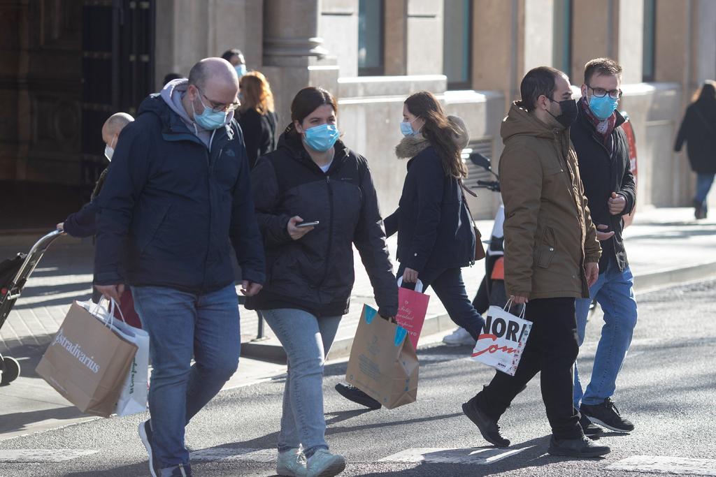Aumentan restricciones en España por el empeoramiento de la pandemia